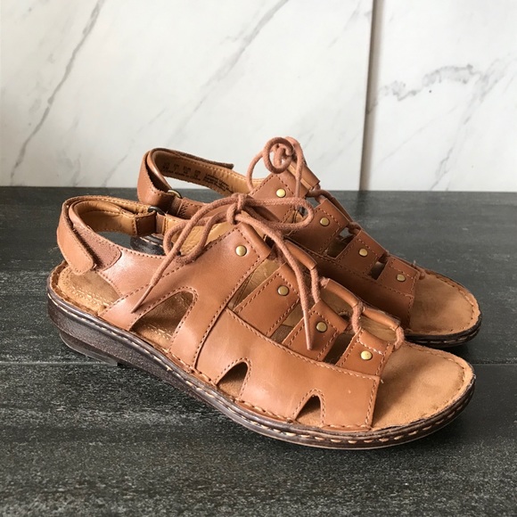 Naturalizer Shoes - Naturalizer Leona Saddle Tan Leather Sandals